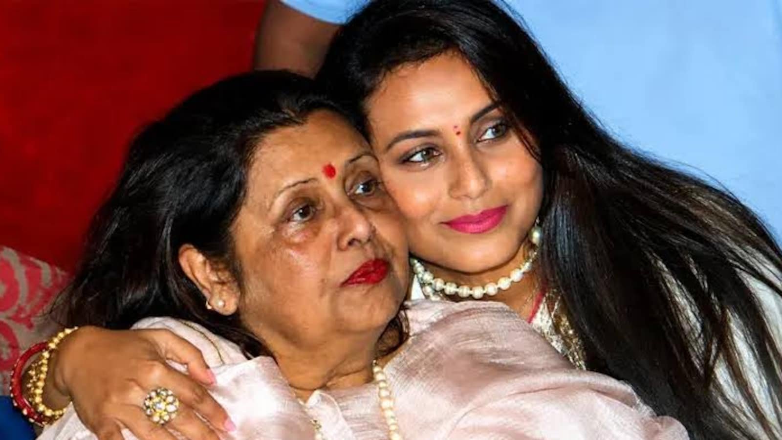 Rani Mukherjee's mother Krishna Mukherjee's prayer meeting will be held on September 27 in Mumbai.