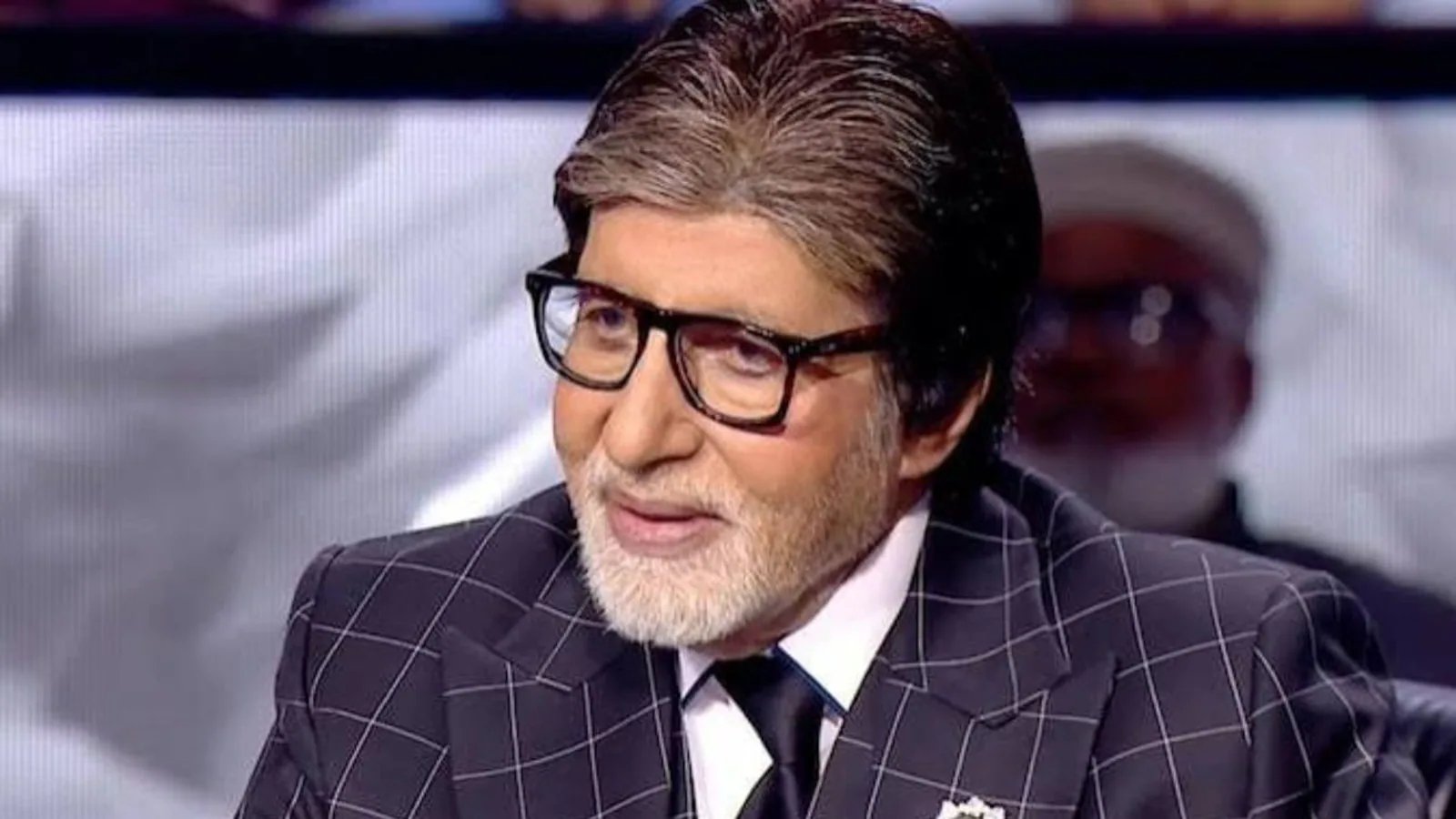 After a knee injury, 83-year-old Amitabh Bachchan revealed sleep during the struggle Who will become a millionaire 18 shoot