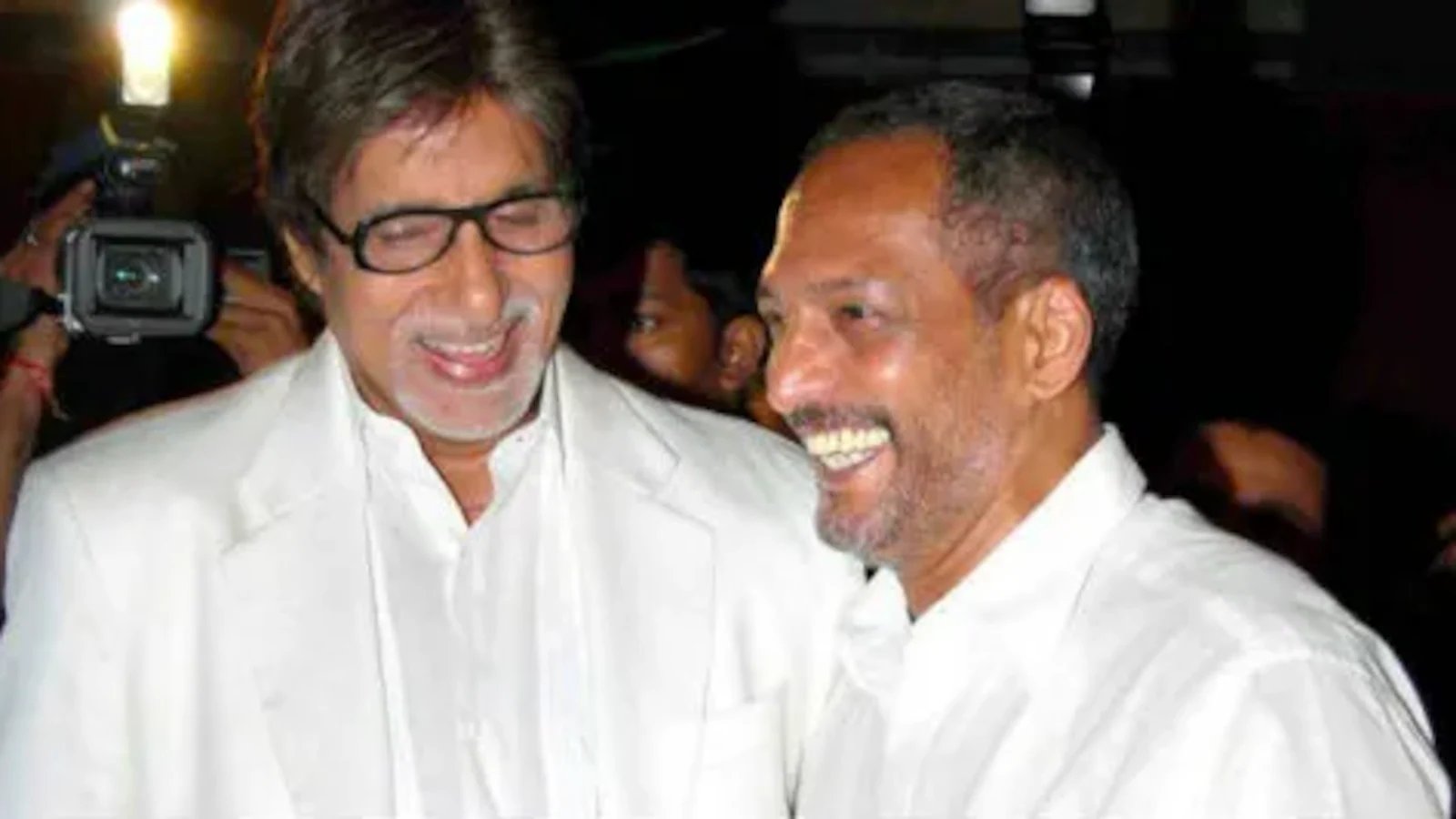 Amitabh Bachchan paid tribute to Nana Patekar, shared a video of his singing Mein Zindagi Ka Saath