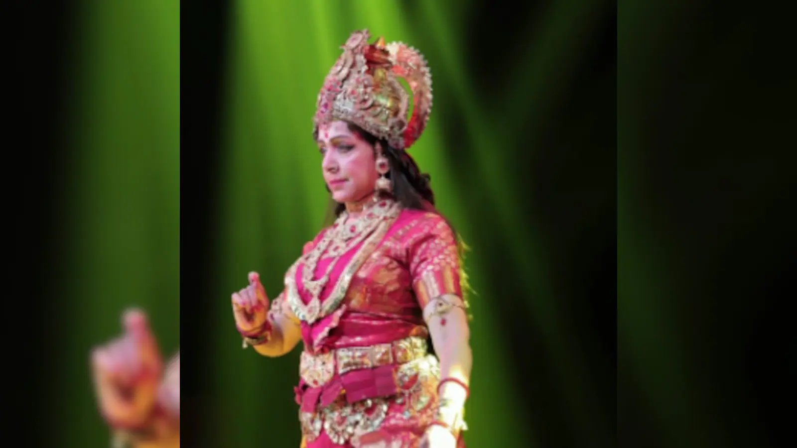 Hema Malini, 77, is back on stage on the first day with her most popular ballet Durga. Navratri