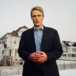 Primetime writer Ajon Singh thinks Chris Henson is 'promoting' Robert Pattinson's film by speaking out against it: 'He still wants you to see it' exclusive