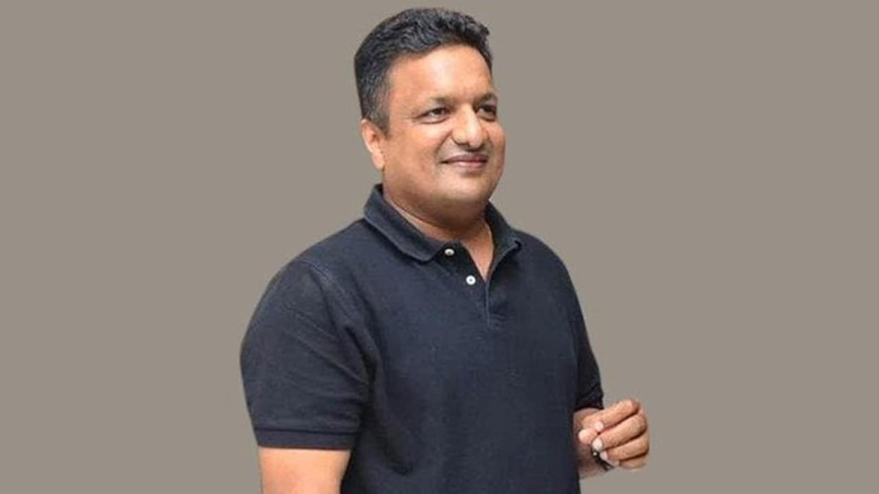Sanjay Gupta's last rites took place today in Mumbai