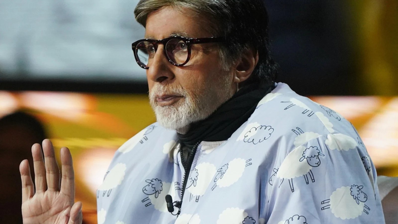 'Slight difficulty getting up': Amitabh Bachchan, 83, shares health update after knee injury